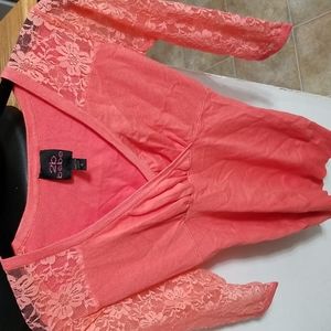 2B Bebe lacey top